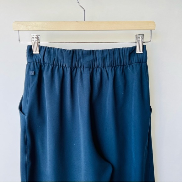 Lululemon Highrise wide legs pants in true navy B128 - Picture 9 of 13